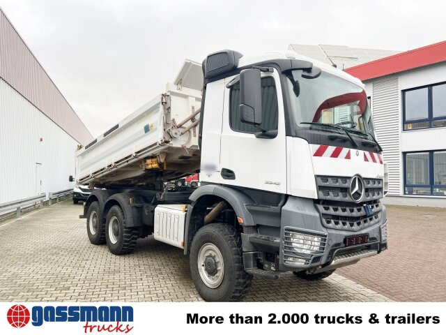 Kippiauto kuorma-auto Mercedes-Benz Arocs 3342-45 AK 6x6, Grounder, Einzelbereifung: kuva Kippiauto kuorma-auto Mercedes-Benz Arocs 3342-45 AK 6x6, Grounder, Einzelbereifung