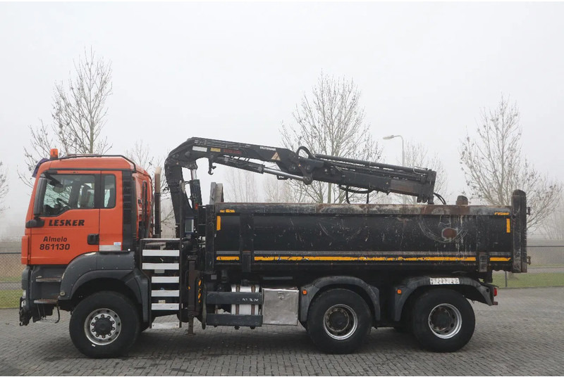 Nosturiauto MAN TGS 33.440 6X6 | 2 SIDE TIPPER | ATLAS 165.2 | GRAB | BIG AXLES: kuva Nosturiauto MAN TGS 33.440 6X6 | 2 SIDE TIPPER | ATLAS 165.2 | GRAB | BIG AXLES