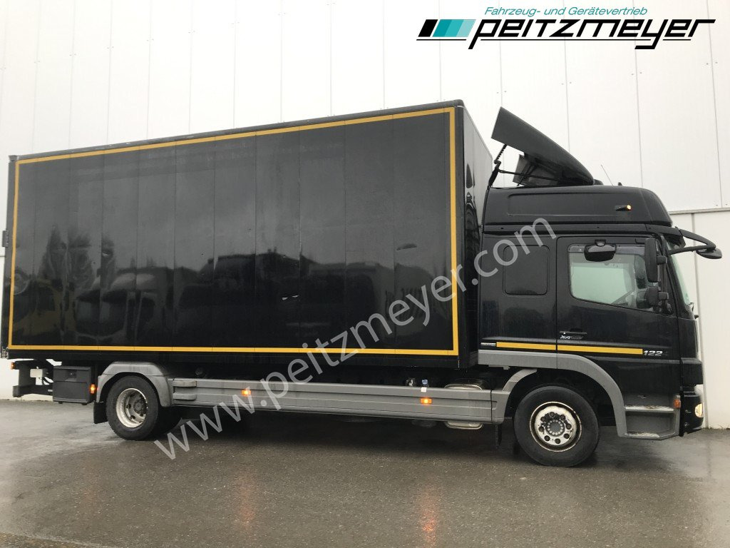 Umpikori kuorma-auto MERCEDES-BENZ Atego 1224 L Koffer + LBW, L-Fahrerhaus: kuva Umpikori kuorma-auto MERCEDES-BENZ Atego 1224 L Koffer + LBW, L-Fahrerhaus