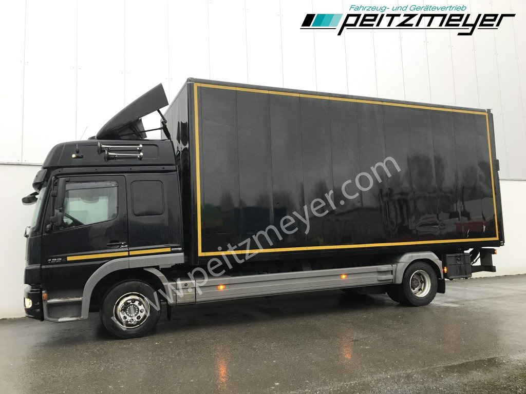 Umpikori kuorma-auto MERCEDES-BENZ Atego 1224 L Koffer + LBW, L-Fahrerhaus: kuva Umpikori kuorma-auto MERCEDES-BENZ Atego 1224 L Koffer + LBW, L-Fahrerhaus