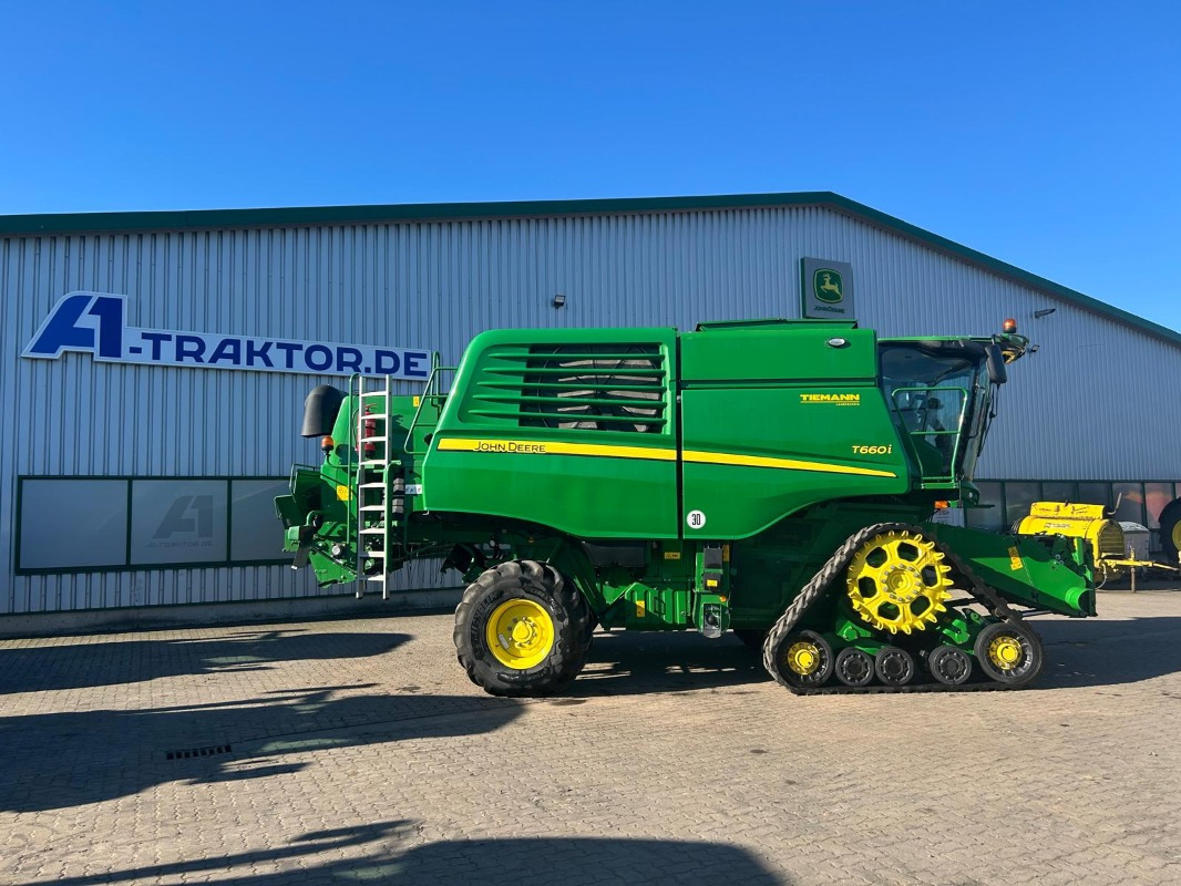 Leikkuupuimuri John Deere T660: kuva Leikkuupuimuri John Deere T660