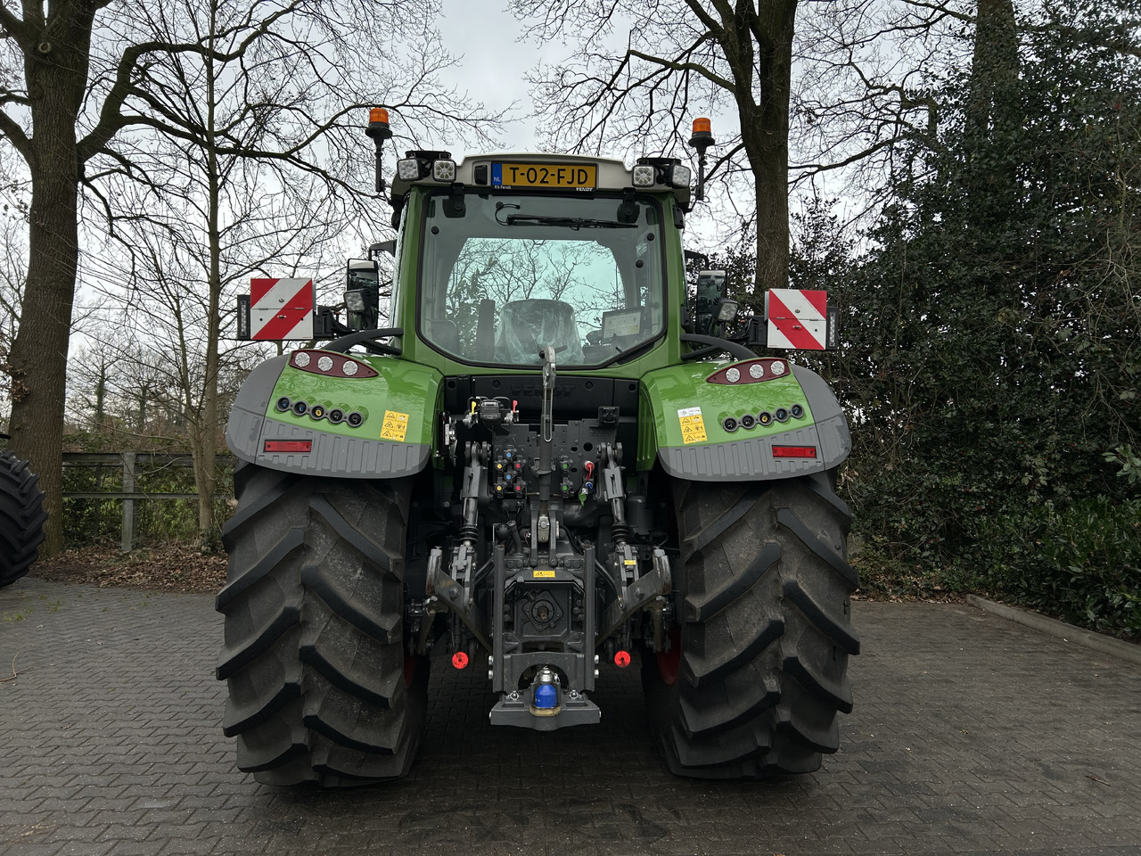 Traktori Fendt 724 Vario Gen6 ProfiPlus setting 2: kuva Traktori Fendt 724 Vario Gen6 ProfiPlus setting 2