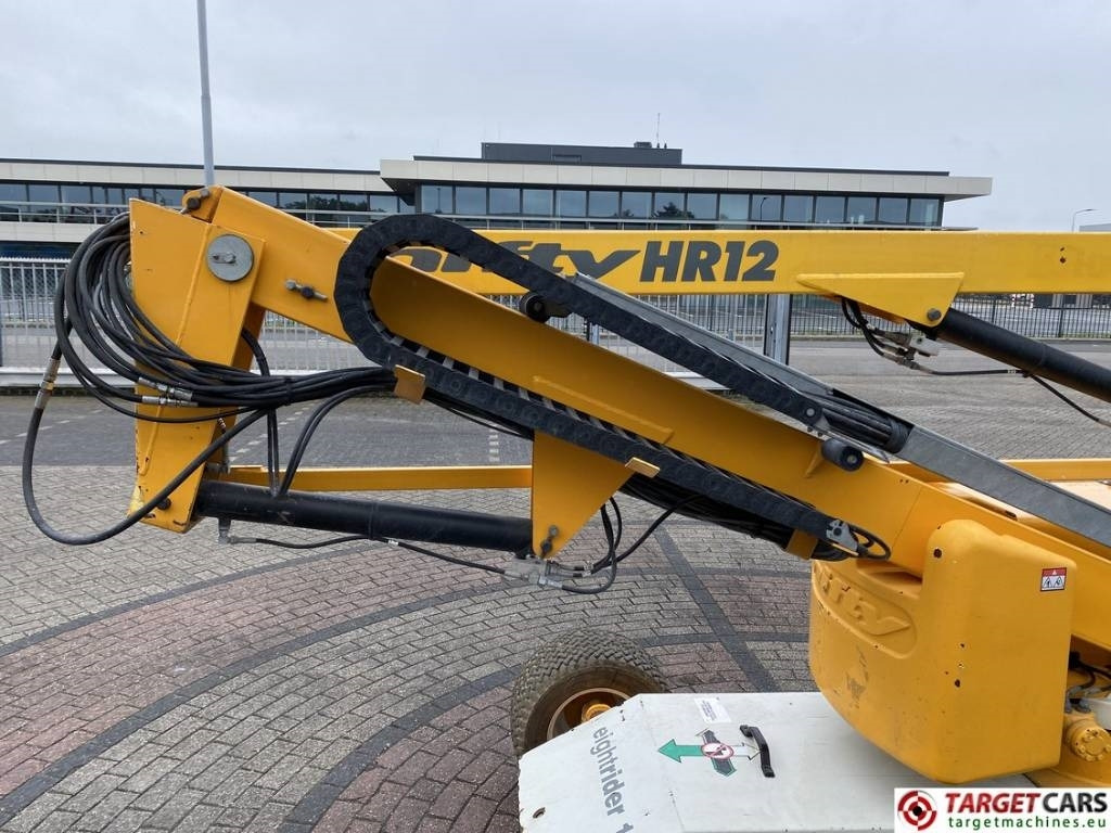 Puomilava Niftylift HR12NE Electric Articulated Boom Work Lift 1220cm: kuva Puomilava Niftylift HR12NE Electric Articulated Boom Work Lift 1220cm