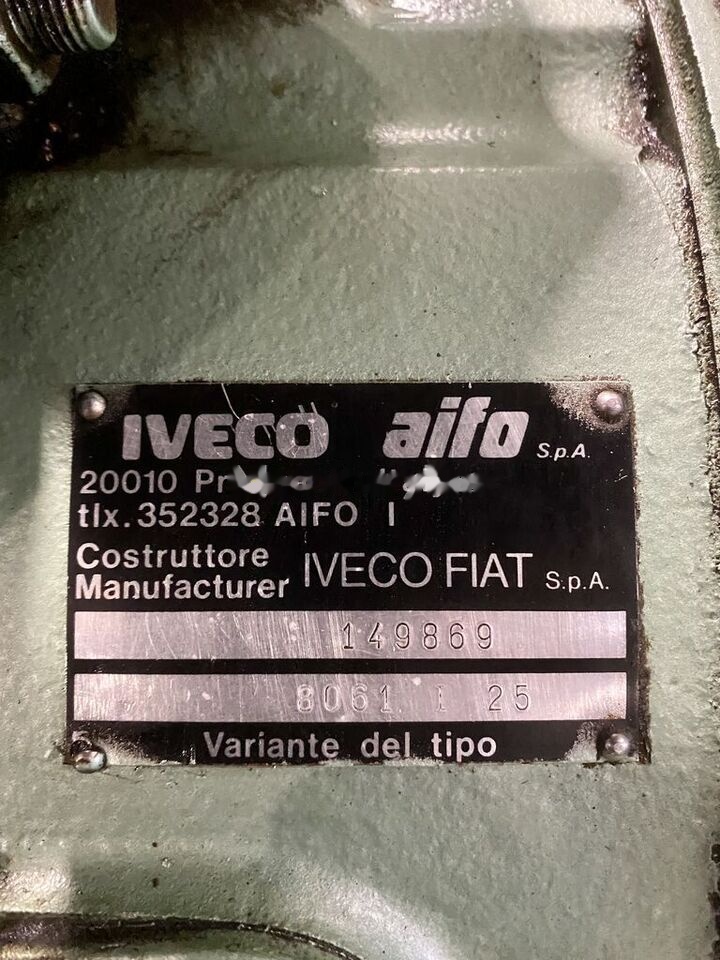 Sähkögeneraattori IVECO 80 kVa 8061: kuva Sähkögeneraattori IVECO 80 kVa 8061