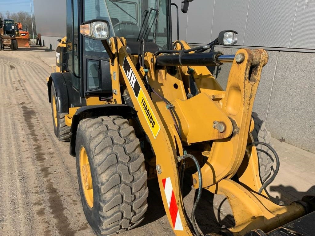 Pyöräkuormaaja CAT 906 M: kuva Pyöräkuormaaja CAT 906 M