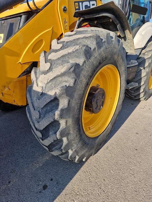 Leasing JCB 4CX JCB 4CX: kuva Leasing JCB 4CX JCB 4CX