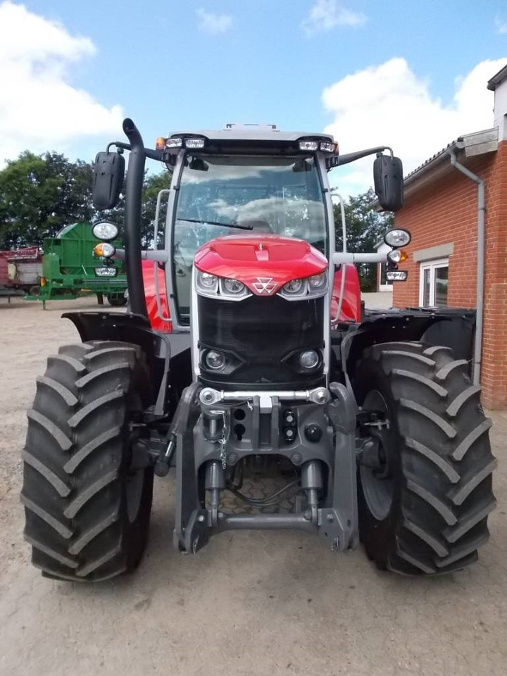 Uusi Traktori Massey Ferguson 7S.155 Dyna 6: kuva Uusi Traktori Massey Ferguson 7S.155 Dyna 6