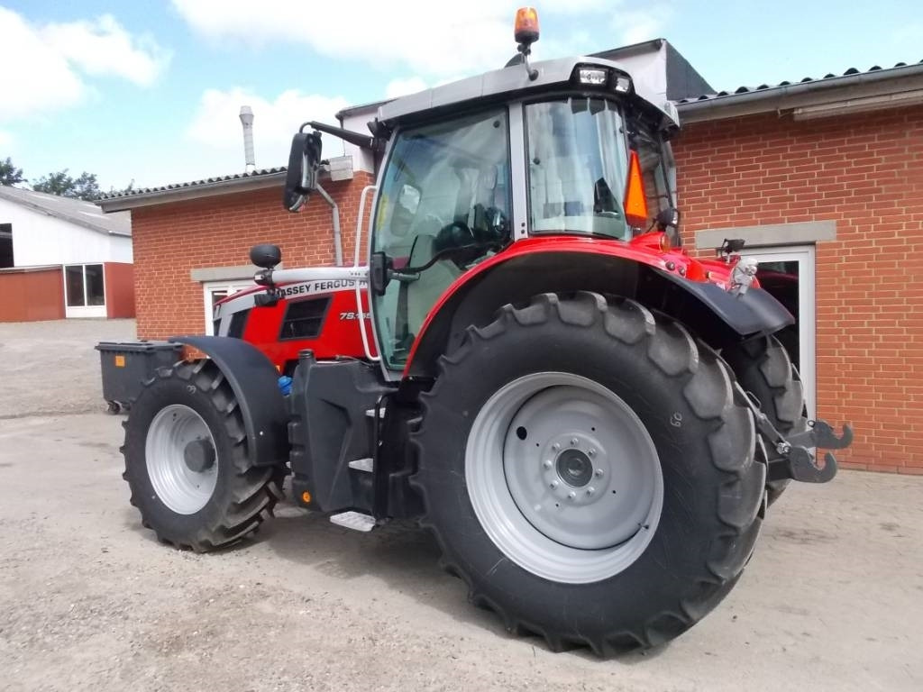 Uusi Traktori Massey Ferguson 7S.155 Dyna 6: kuva Uusi Traktori Massey Ferguson 7S.155 Dyna 6