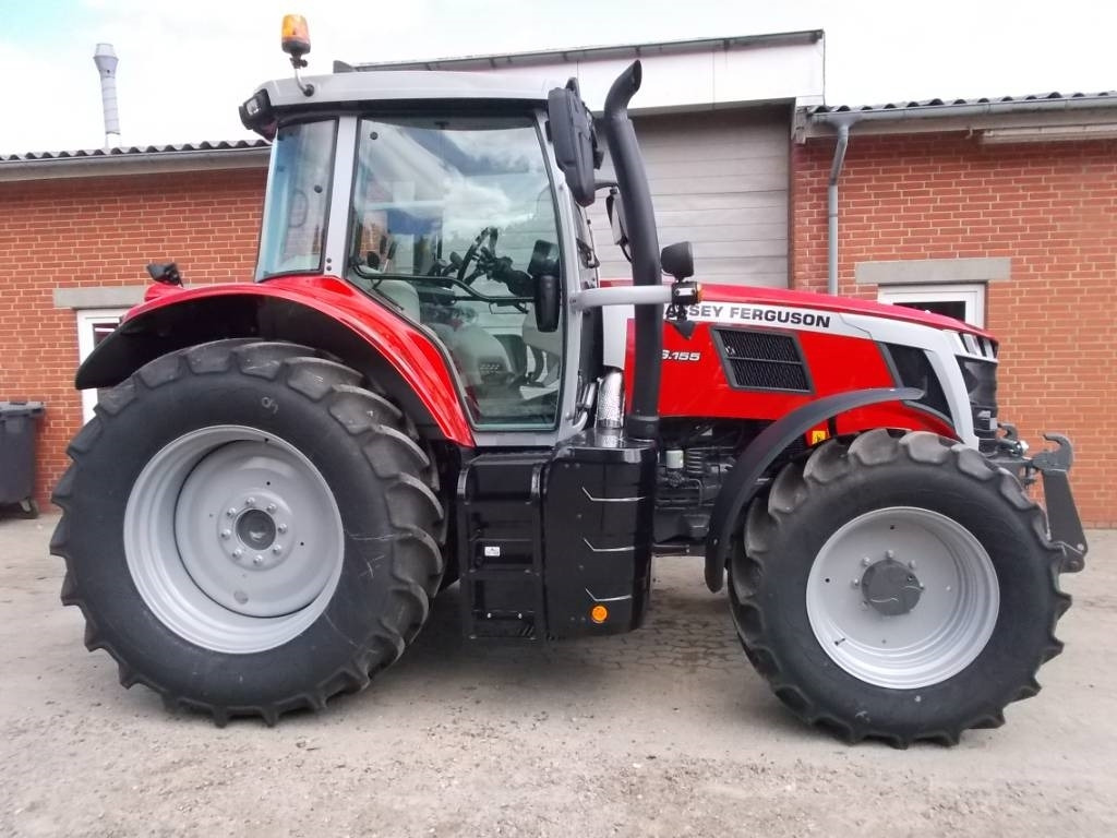 Uusi Traktori Massey Ferguson 7S.155 Dyna 6: kuva Uusi Traktori Massey Ferguson 7S.155 Dyna 6