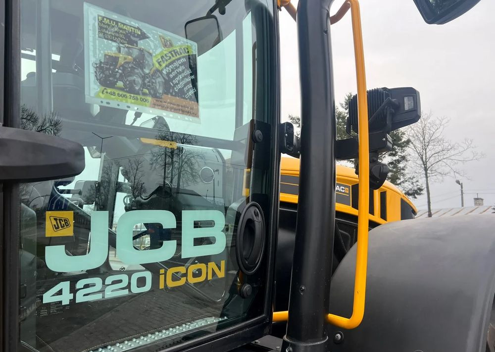 Traktori JCB Fastrac 4220 ICON | DEMO |220 KM |2022 ROK: kuva Traktori JCB Fastrac 4220 ICON | DEMO |220 KM |2022 ROK