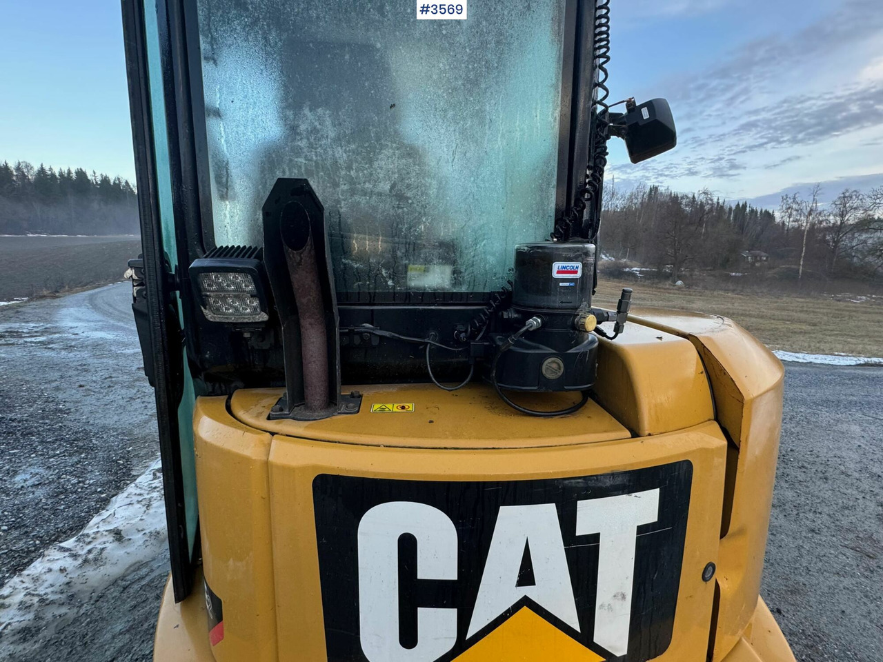 Kaivuri 2012 Caterpillar 305.5E2 CR with rotor tilt, s50 hitch and more!: kuva Kaivuri 2012 Caterpillar 305.5E2 CR with rotor tilt, s50 hitch and more!