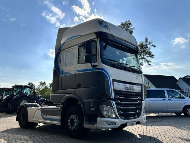 Vetopöytäauto DAF XF 106 460 Super Space Cab 780.000km: kuva Vetopöytäauto DAF XF 106 460 Super Space Cab 780.000km