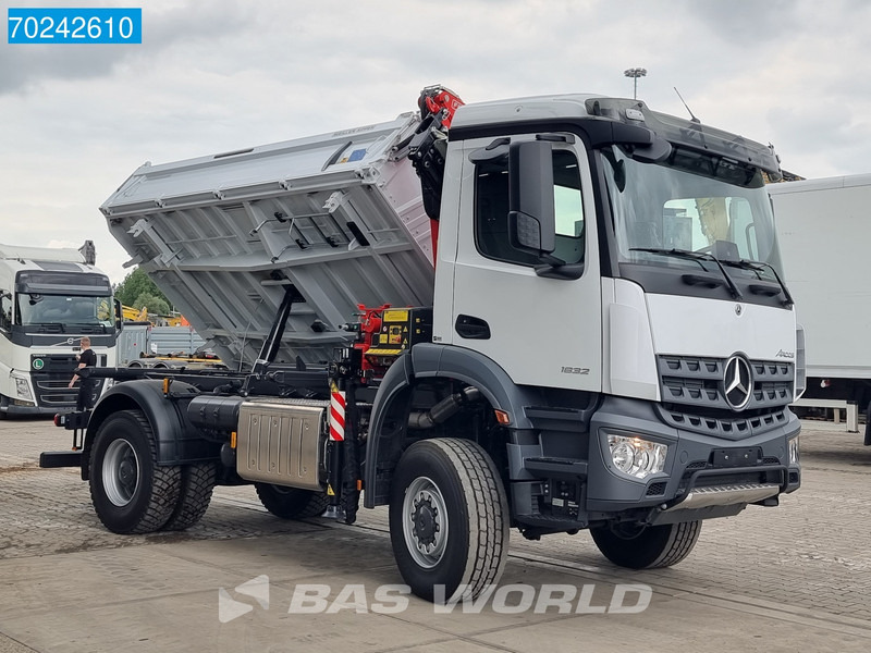 Leasing Mercedes-Benz Arocs 1832 4X4 Fassi F120B Kran Crane Meiller 3-Seiten Big-Axle Navi Mercedes-Benz Arocs 1832 4X4 Fassi F120B Kran Crane Meiller 3-Seiten Big-Axle Navi: kuva Leasing Mercedes-Benz Arocs 1832 4X4 Fassi F120B Kran Crane Meiller 3-Seiten Big-Axle Navi Mercedes-Benz Arocs 1832 4X4 Fassi F120B Kran Crane Meiller 3-Seiten Big-Axle Navi