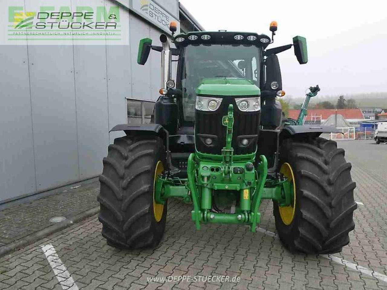 Traktori John Deere 6r 250: kuva Traktori John Deere 6r 250