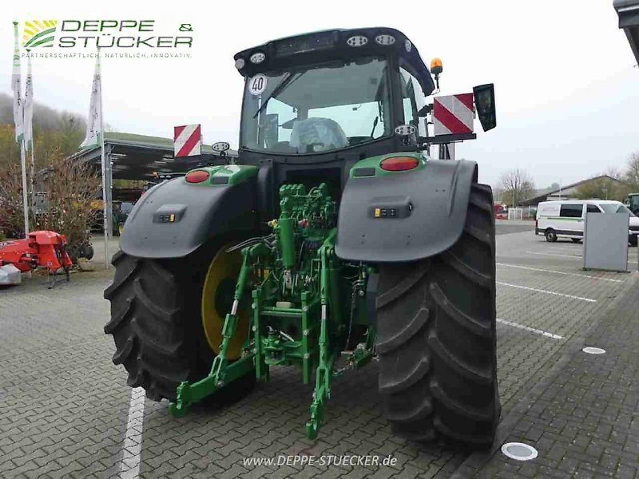 Traktori John Deere 6r 250: kuva Traktori John Deere 6r 250