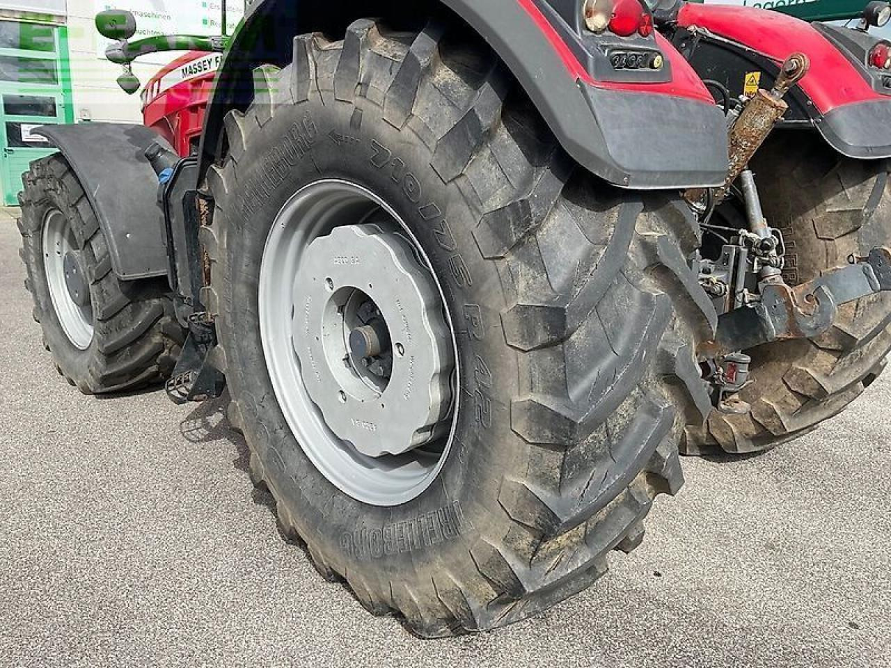 Traktori Massey Ferguson 8737 dyna vt: kuva Traktori Massey Ferguson 8737 dyna vt