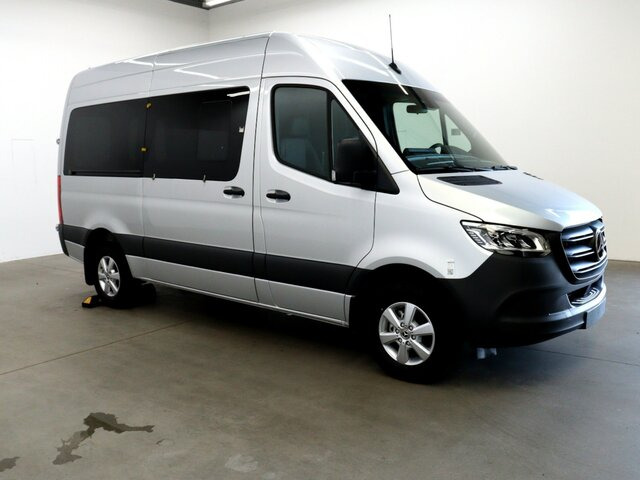 Pakettiauto MERCEDES-BENZ Sprinter 319CDI,L2H2,Automatik,LED,Kamera: kuva Pakettiauto MERCEDES-BENZ Sprinter 319CDI,L2H2,Automatik,LED,Kamera