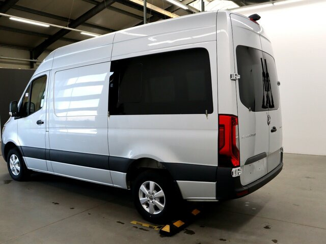 Pakettiauto MERCEDES-BENZ Sprinter 319CDI,L2H2,Automatik,LED,Kamera: kuva Pakettiauto MERCEDES-BENZ Sprinter 319CDI,L2H2,Automatik,LED,Kamera