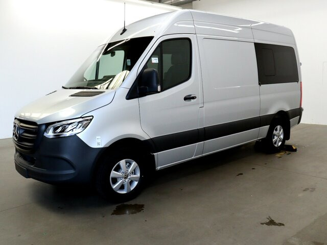 Pakettiauto MERCEDES-BENZ Sprinter 319CDI,L2H2,Automatik,LED,Kamera: kuva Pakettiauto MERCEDES-BENZ Sprinter 319CDI,L2H2,Automatik,LED,Kamera