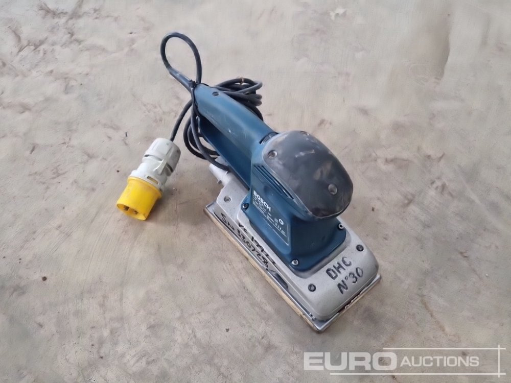 Rakennustarvikkeet Bosch GSS280AE 110 Volt Sander: kuva Rakennustarvikkeet Bosch GSS280AE 110 Volt Sander