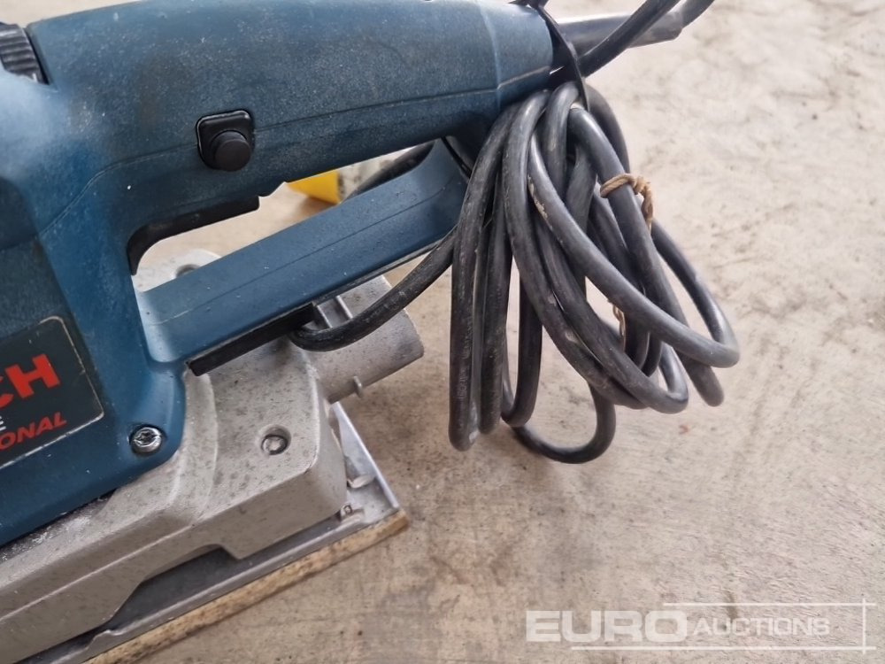 Rakennustarvikkeet Bosch GSS280AE 110 Volt Sander: kuva Rakennustarvikkeet Bosch GSS280AE 110 Volt Sander