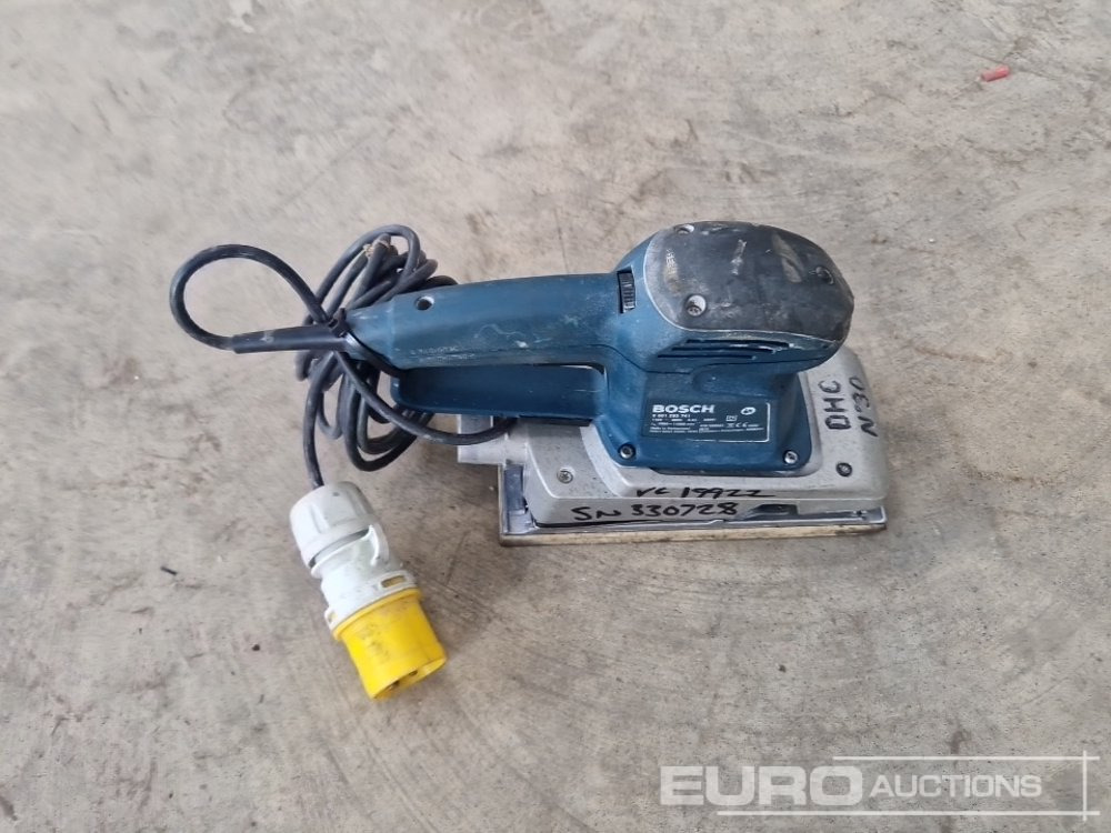 Rakennustarvikkeet Bosch GSS280AE 110 Volt Sander: kuva Rakennustarvikkeet Bosch GSS280AE 110 Volt Sander