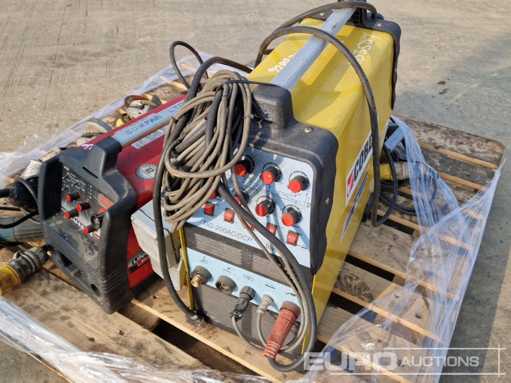 Rakennustarvikkeet Cobel Welder Generator, Invertec V160 Welder Generator, Makita 110 Volt Angle Grinder (5 of): kuva Rakennustarvikkeet Cobel Welder Generator, Invertec V160 Welder Generator, Makita 110 Volt Angle Grinder (5 of)